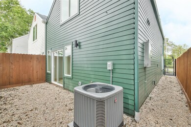 7608 De Priest St, Houston, TX 77088 - photo 4