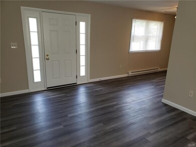 851 N 18th St, Allentown, PA 18104 - photo 5