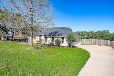 1905 Country Brook Dr, Weatherford, TX 76087 - photo 5