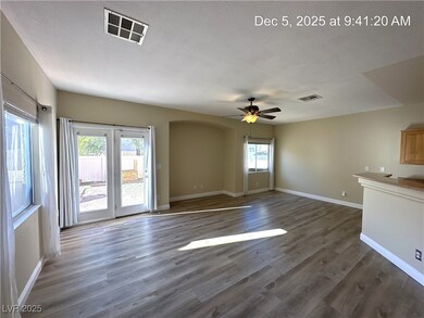 3413 Robust Robin Place unit 3, North Las Vegas, NV 89084 - photo 7