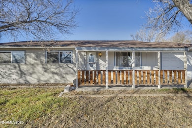 650 Mc Lean St, Fallon, NV 89406 - photo 2