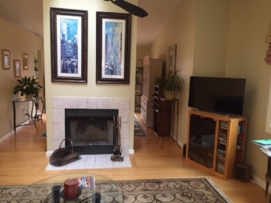 14 Hazel Bush Dr, Cranston, RI 02921 - photo 3