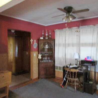 952 E Drinker St, Dunmore, PA 18512 - photo 6