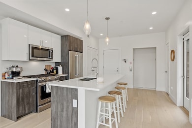 105 Washington St unit 2A, Somerville, MA 02143 - photo 4