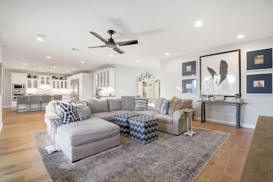 unlisted-address, Phoenix, AZ 85018 - photo 4