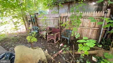 359 Union Aly, Pottstown, PA 19464 - photo 6