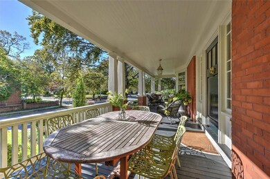 288 Freeman Pkwy, Providence, RI 02906 - photo 3