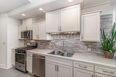 19 W 15th St, Covington, KY 41011 - photo 7