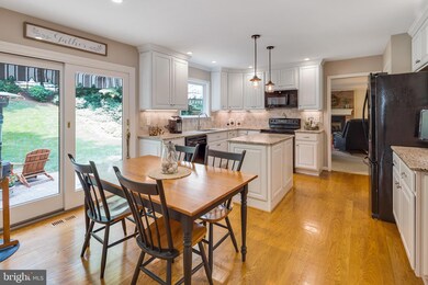 231 Charleston Dr, Wilmington, DE 19808 - photo 2