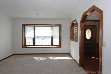 2532 SE Vicksburg St, Bartlesville, OK 74006 - photo 5