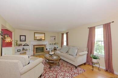 14 Heather Ln, Delmar, NY 12054 - photo 4
