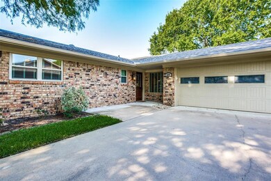 609 Edwards Dr, Denison, TX 75020 - photo 3