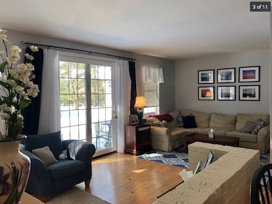 136 Hayes Ave, South Burlington, VT 05403 - photo 3