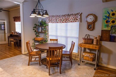 908 S 71st St, Broken Arrow, OK 74014 - photo 7