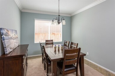 31062 Huntsman Ct, Winchester, CA 92596 - photo 7