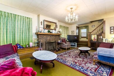 2nd family room