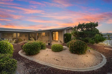 1482 Salem Ct, Oceanside, CA 92057 - photo 6