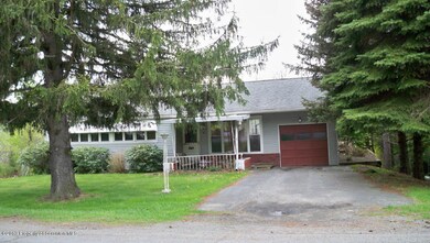 203 Craig St, Elmhurst Township, PA 18444 - photo 2