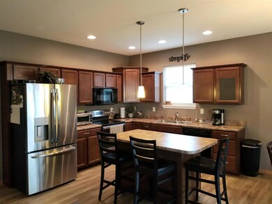 4805 Millenium Dr, Cedar Falls, IA 50613 - photo 3