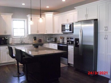 128 Whispering Pines Dr, Frankfort, KY 40601 - photo 4