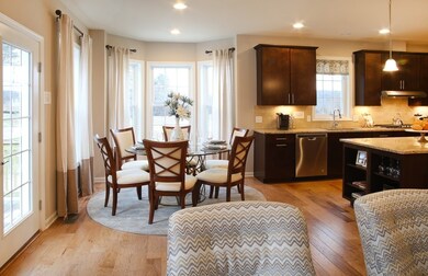 64 Brooksmont Dr unit 50, Holliston, MA 01746 - photo 6