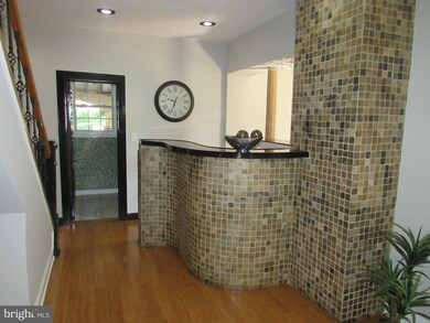 226 Elizabeth Ave, Halethorpe, MD 21227 - photo 2