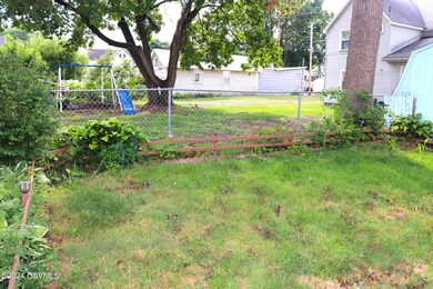 landscape/fence