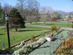 229 Warren St, Fall Branch, TN 37656 - photo 2