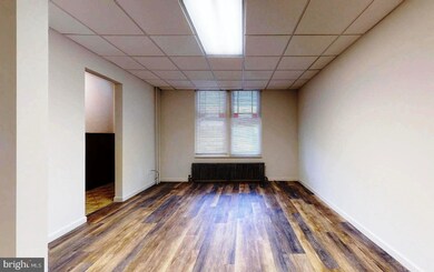 738 N 8th St, Allentown, PA 18102 - photo 7