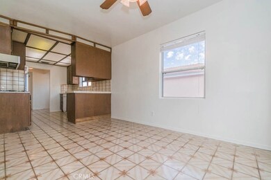 2559 Bomberry St, Lakewood, CA 90712 - photo 5