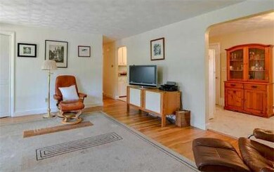 4 Hemenway Rd, Framingham, MA 01701 - photo 5