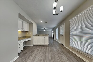 16910 Canyon Laurel Ct, Spring, TX 77379 - photo 7