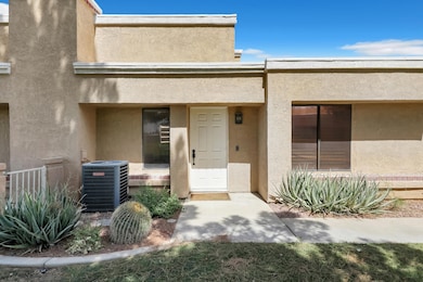 41515 Navarre Ct, Palm Desert, CA 92260 - photo 3