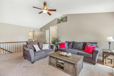 613 Copper Line Rd, Maryville, IL 62062 - photo 5