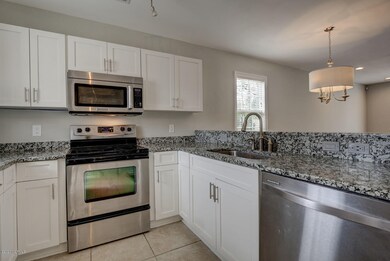 4213 Winding Branches Dr-large-006-016-P