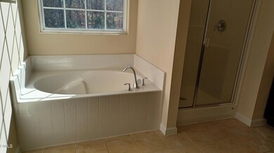 225 Durants Neck Ln, Morrisville, NC 27560 - photo 7