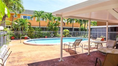 2200 Monroe St unit 23, Hollywood, FL 33020 - photo 6