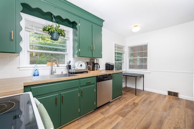 267 Hull St, Bristol, CT 06010 - photo 5