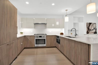 Nine On The Hudson unit 605, West New York, NJ 07093 - photo 2