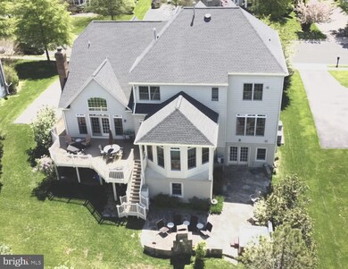 43430 Mountcastle Dr, Chantilly, VA 20152 - photo 2