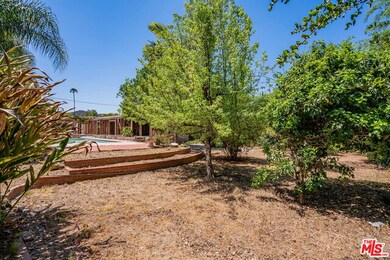 20617 Quedo Dr, Woodland Hills, CA 91364 - photo 6