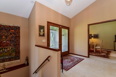 005-Foyer-2566217-large