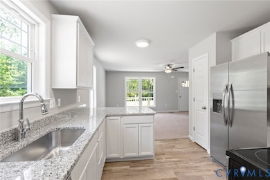 69 Pinewood Ln, Colonial Beach, VA 22443 - photo 3