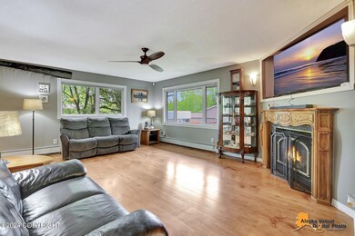 Living Rm. - Upstairs