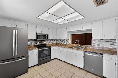 3581 Magnolia Ridge Cir unit C, Palm Harbor, FL 34684 - photo 5