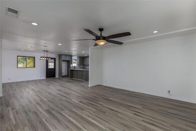 319 E 7th St, Springtown, TX 76082 - photo 5