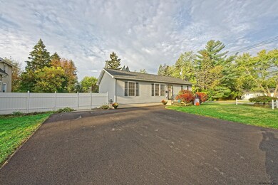 27 New Jersey Ave, Rensselaer, NY 12144 - photo 3