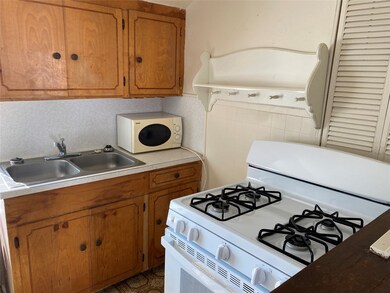 3225 Charleston St, Houston, TX 77021 - photo 6