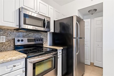 17150 N Bay Rd unit 2618, Sunny Isles Beach, FL 33160 - photo 2