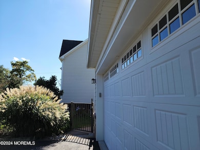 2 car detached garage